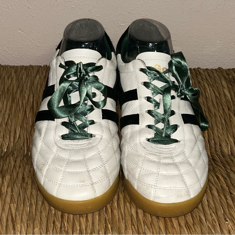 Gola White Quilted anthologie Trainers with Black Stripes and Gum Sole - Picture 2 of 10